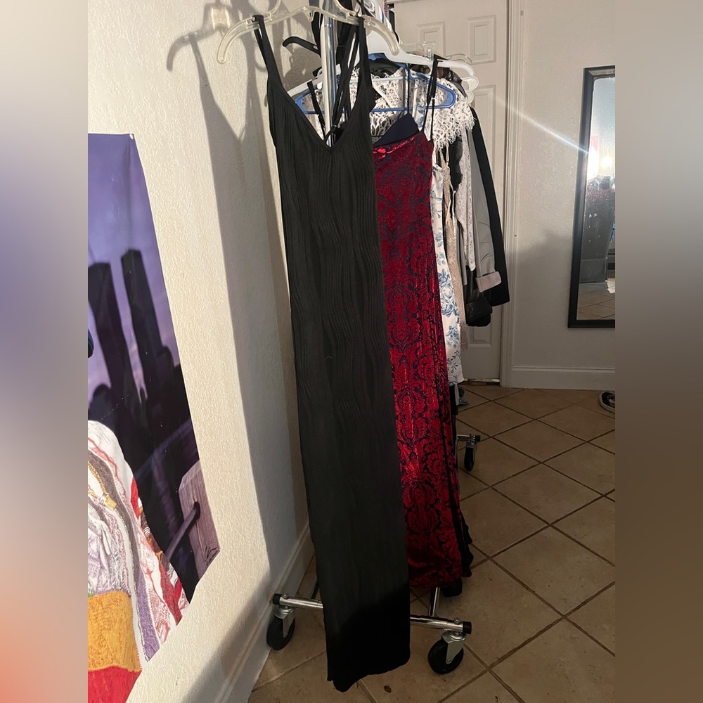 SMALL SEXY OPEN BACK MAXI BODYCON DRESS